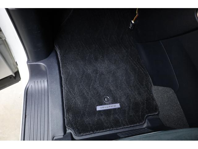 ヴェルファイアハイブリッド Ｚ　４ＷＤ　両側電動スライドドア　純正１０型ＳＤナビ　純正１２．１型後席モニター　Ｂカメラ　セーフティセンス　ＩＣＳ　ＢＳＭ　禁煙車　左右独立ＡＡＣ　リヤＡＡＣ　純正１７インチＡＷ　デジタルインナーミラー（68枚目）