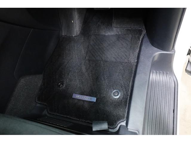 ヴェルファイアハイブリッド Ｚ　４ＷＤ　両側電動スライドドア　純正１０型ＳＤナビ　純正１２．１型後席モニター　Ｂカメラ　セーフティセンス　ＩＣＳ　ＢＳＭ　禁煙車　左右独立ＡＡＣ　リヤＡＡＣ　純正１７インチＡＷ　デジタルインナーミラー（69枚目）