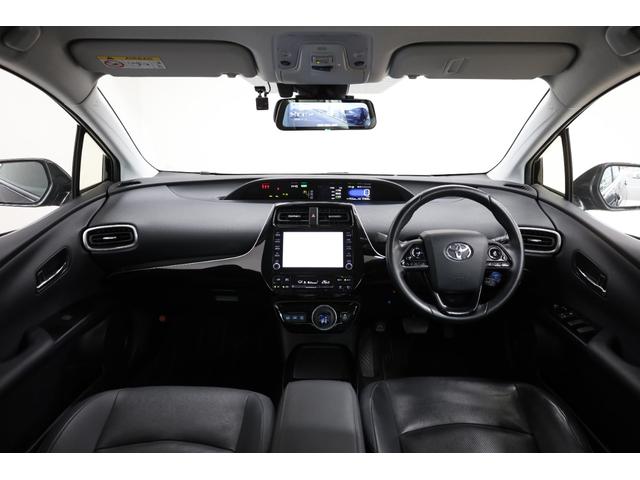 プリウスPHV Aプレミアム 後期型 5人乗り 本革シート 改良後セーフティセンス 純正8型ディスプレイ 全方位カメラ 禁煙 インテリジェントクリアランスソナー BSM HUD パワーシート シートエアコン AC1500W ETC(4枚目)