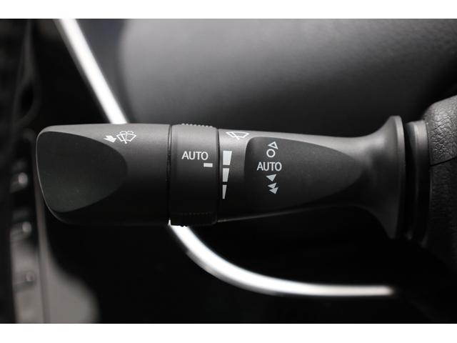 プリウスPHV Aプレミアム 後期型 5人乗り 本革シート 改良後セーフティセンス 純正8型ディスプレイ 全方位カメラ 禁煙 インテリジェントクリアランスソナー BSM HUD パワーシート シートエアコン AC1500W ETC(61枚目)