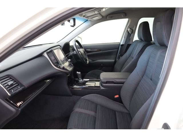 クラウンハイブリッド アスリートＳ　ユーザー下取車　ワンオーナー　アドバンストパッケージ　クリアランスソナー＆バックソナー　純正８型ＳＤナビ　ＢＴ接続　Ｂカメラ　禁煙　前席パワーシート　シートヒーター　純正１７インチＡＷ　左右独立ＡＡＣ（40枚目）