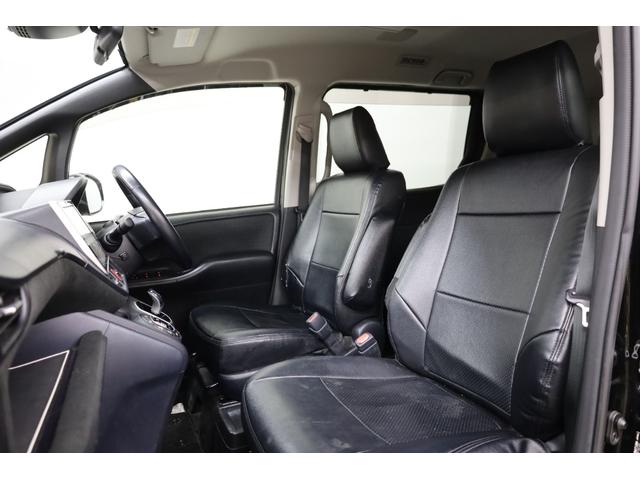 ヴォクシー ハイブリッドＶ　純正１０型ＳＤナビ　純正１２．１型後席モニター　Ｂカメラ　両側電動スライドドア　セーフティセンス　ダブルＡＡＣ　後席サンシェード　シートヒーター　クルコン　純正１５インチＡＷ　ＬＥＤヘッドライト（16枚目）