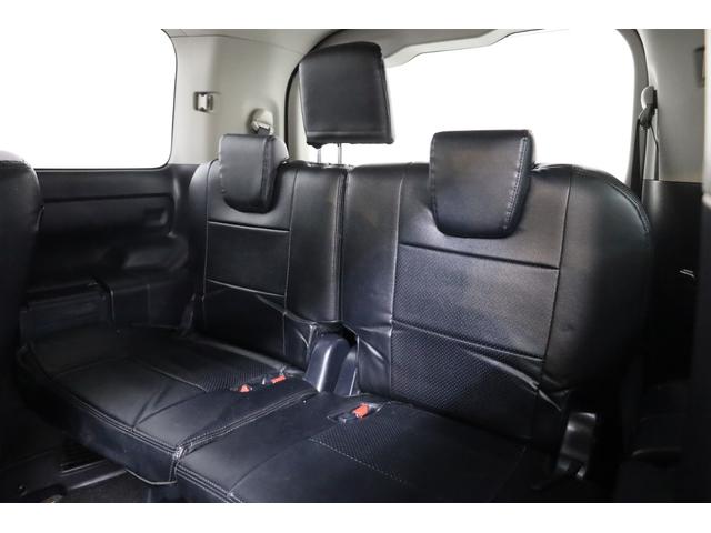 ヴォクシー ハイブリッドＶ　純正１０型ＳＤナビ　純正１２．１型後席モニター　Ｂカメラ　両側電動スライドドア　セーフティセンス　ダブルＡＡＣ　後席サンシェード　シートヒーター　クルコン　純正１５インチＡＷ　ＬＥＤヘッドライト（18枚目）