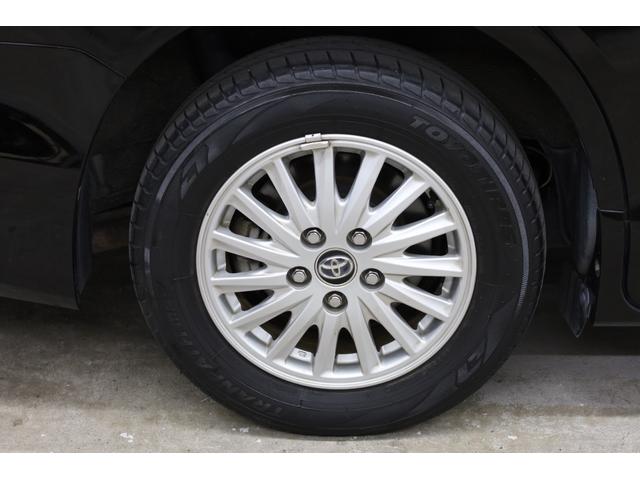 ヴォクシー ハイブリッドＶ　純正１０型ＳＤナビ　純正１２．１型後席モニター　Ｂカメラ　両側電動スライドドア　セーフティセンス　ダブルＡＡＣ　後席サンシェード　シートヒーター　クルコン　純正１５インチＡＷ　ＬＥＤヘッドライト（39枚目）