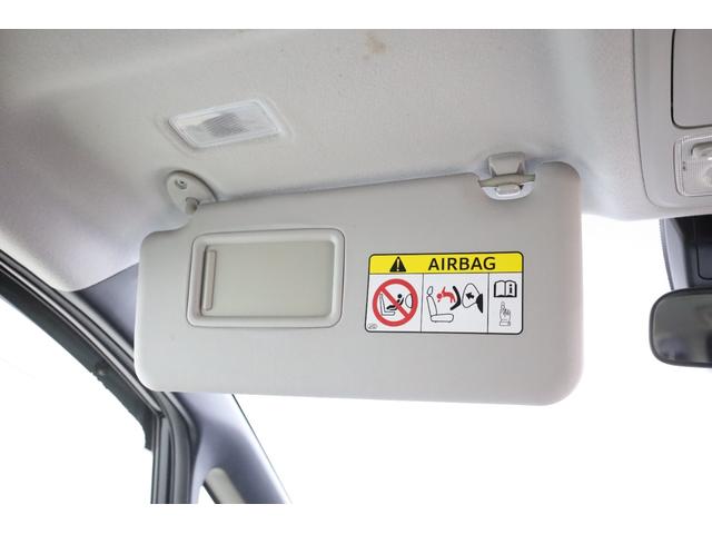 ヴォクシー ハイブリッドＶ　純正１０型ＳＤナビ　純正１２．１型後席モニター　Ｂカメラ　両側電動スライドドア　セーフティセンス　ダブルＡＡＣ　後席サンシェード　シートヒーター　クルコン　純正１５インチＡＷ　ＬＥＤヘッドライト（73枚目）