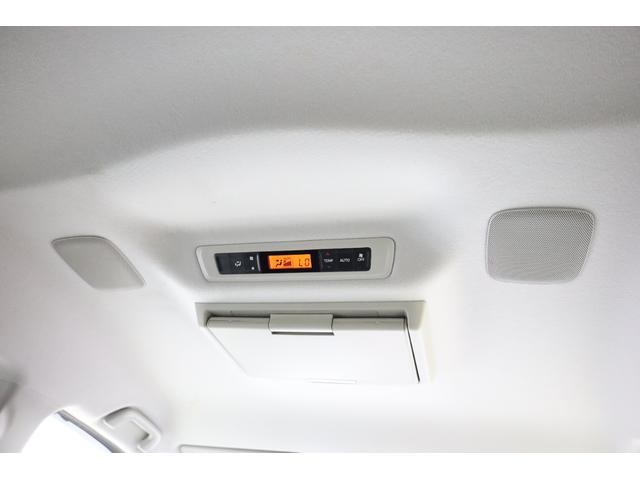 ヴォクシー ハイブリッドＶ　純正１０型ＳＤナビ　純正１２．１型後席モニター　Ｂカメラ　両側電動スライドドア　セーフティセンス　ダブルＡＡＣ　後席サンシェード　シートヒーター　クルコン　純正１５インチＡＷ　ＬＥＤヘッドライト（75枚目）