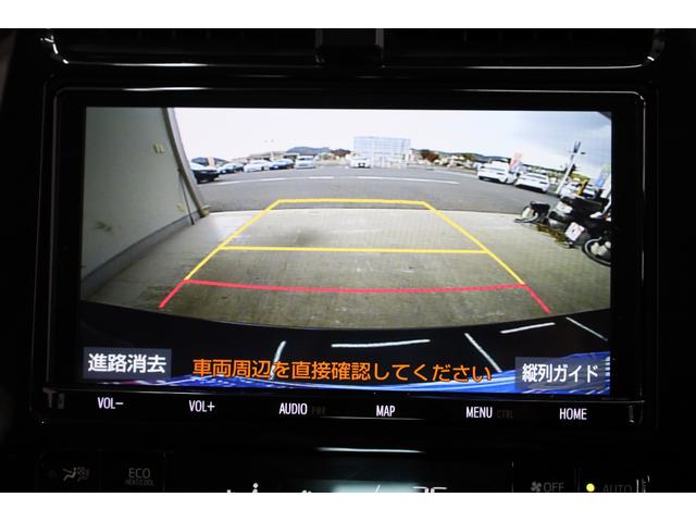 プリウス Ａツーリングセレクション　純正９型ＳＤナビ　ＢＴ接続　Ｂカメラ　禁煙車　セーフティセンス　インテリジェントクリアランスソナー　純正１７インチツーリングＡＷ　ブラインドスポットモニター　ＨＵＤ　パワーシート　ＡＣ１５００Ｗ（6枚目）