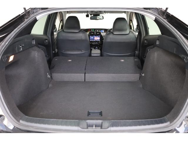プリウス Ａツーリングセレクション　純正９型ＳＤナビ　ＢＴ接続　Ｂカメラ　禁煙車　セーフティセンス　インテリジェントクリアランスソナー　純正１７インチツーリングＡＷ　ブラインドスポットモニター　ＨＵＤ　パワーシート　ＡＣ１５００Ｗ（19枚目）