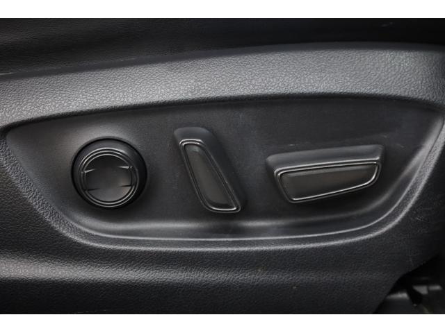 プリウス Ａツーリングセレクション　純正９型ＳＤナビ　ＢＴ接続　Ｂカメラ　禁煙車　セーフティセンス　インテリジェントクリアランスソナー　純正１７インチツーリングＡＷ　ブラインドスポットモニター　ＨＵＤ　パワーシート　ＡＣ１５００Ｗ（69枚目）