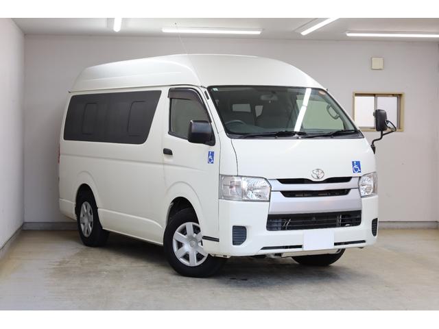 ハイエースバンのウェルキャブ（福祉）車両　ウェルキャブＢタイプ　ロンググレードが入庫いたしました！パワーリフトやフロントハンドレール＆スライドドア乗降口ハンドレール、バックカメラも装備されております！