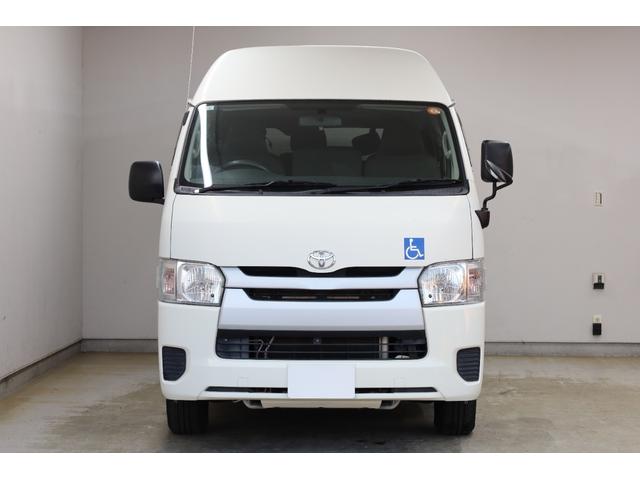 福祉車両、助手席リフトアップシート・車イス収納装置付などの取り扱いもしております！自社整備工場（認定・指定工場）で納車前整備や点検・車検整備、修理などを行いますのでアフターサービスも充実しております！