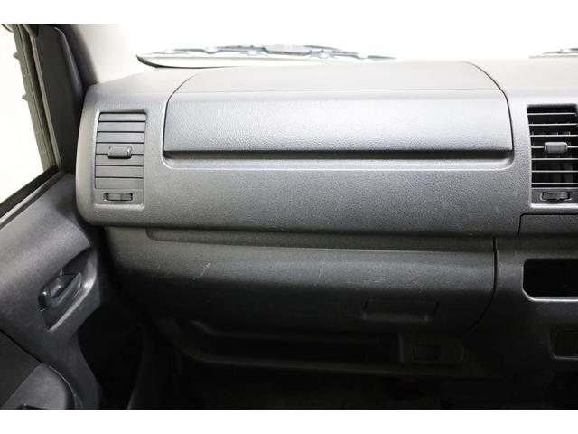 カーズクラブは代車のお貸出しを無料で行っております！ご納車までの期間や事故・故障があった際に代車が必要でしたらいつでもご連絡・ご相談くださいませ！トヨタ・スズキ・ダイハツ・ミツビシ・ニッサン・マツダ