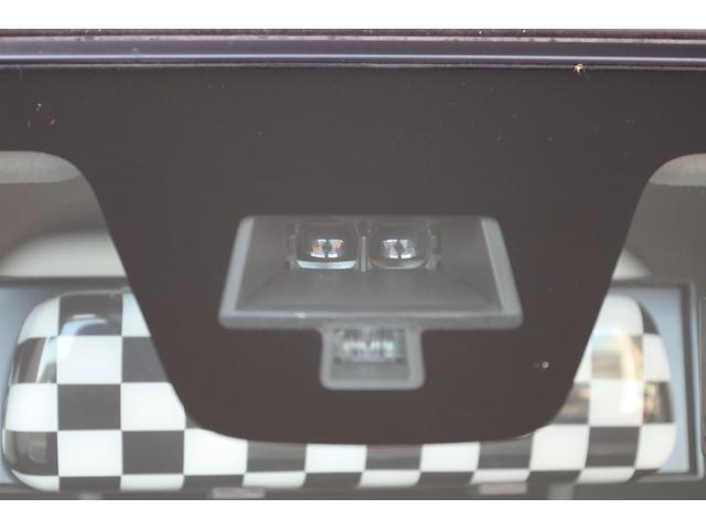 ハスラー Ｘ　ユーザー下取車　禁煙車　デュアルカメラブレーキサポート　シートヒーター　純正１５インチＡＷ　ＨＩＤヘッドライト　エクリプスＨＤＤナビ　ＢＴ接続　Ｂカメラ　ＥＴＣ　オートエアコン　助手席収納ボックス（5枚目）