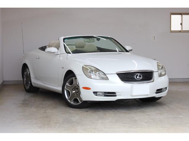 ＳＣ ＳＣ４３０　ユーザー下取車　白本革シート　電動オープン　カロッツェリアナビ　Ｂカメラ　禁煙車　メモリー付きパワーシート　純正１８インチＡＷ　左右独立ＡＡＣ　シートヒーター　ＨＩＤヘッドライト　純正フロアマット（2枚目）