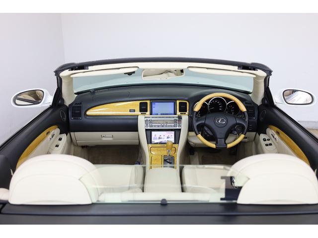 ＳＣ ＳＣ４３０　ユーザー下取車　白本革シート　電動オープン　カロッツェリアナビ　Ｂカメラ　禁煙車　メモリー付きパワーシート　純正１８インチＡＷ　左右独立ＡＡＣ　シートヒーター　ＨＩＤヘッドライト　純正フロアマット（4枚目）