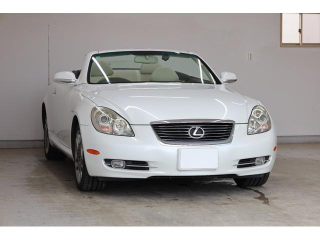 ＳＣ ＳＣ４３０　ユーザー下取車　白本革シート　電動オープン　カロッツェリアナビ　Ｂカメラ　禁煙車　メモリー付きパワーシート　純正１８インチＡＷ　左右独立ＡＡＣ　シートヒーター　ＨＩＤヘッドライト　純正フロアマット（21枚目）