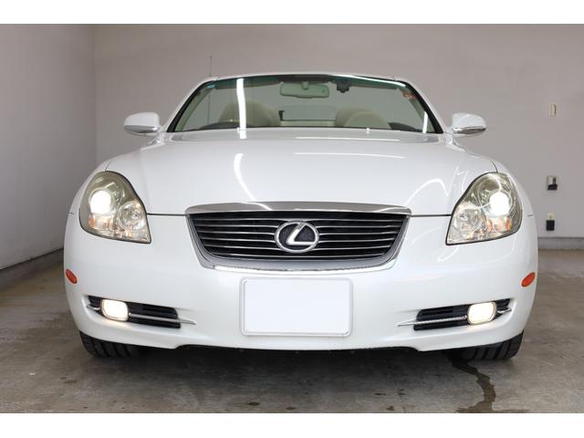 ＳＣ ＳＣ４３０　ユーザー下取車　白本革シート　電動オープン　カロッツェリアナビ　Ｂカメラ　禁煙車　メモリー付きパワーシート　純正１８インチＡＷ　左右独立ＡＡＣ　シートヒーター　ＨＩＤヘッドライト　純正フロアマット（27枚目）