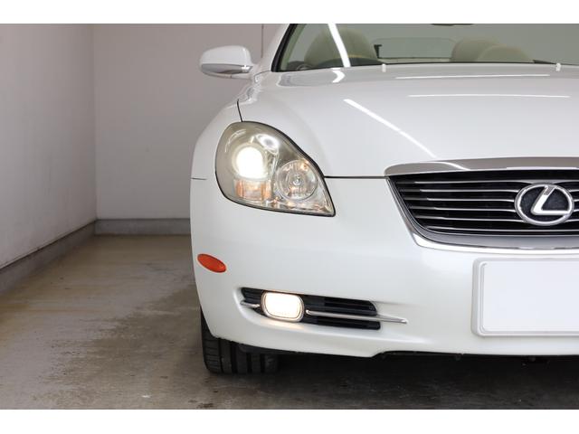 ＳＣ ＳＣ４３０　ユーザー下取車　白本革シート　電動オープン　カロッツェリアナビ　Ｂカメラ　禁煙車　メモリー付きパワーシート　純正１８インチＡＷ　左右独立ＡＡＣ　シートヒーター　ＨＩＤヘッドライト　純正フロアマット（28枚目）