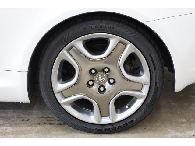 ＳＣ ＳＣ４３０　ユーザー下取車　白本革シート　電動オープン　カロッツェリアナビ　Ｂカメラ　禁煙車　メモリー付きパワーシート　純正１８インチＡＷ　左右独立ＡＡＣ　シートヒーター　ＨＩＤヘッドライト　純正フロアマット（37枚目）