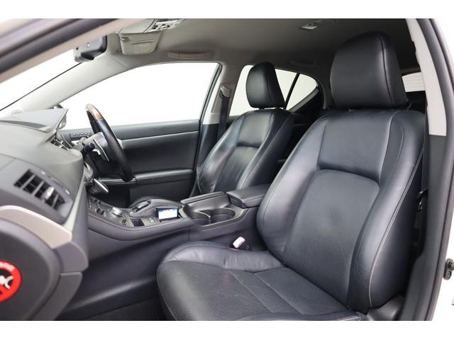 ＣＴ ＣＴ２００ｈ　バージョンＬ　本革シート　禁煙車　純正ＨＤＤナビ　ＢＴ接続　Ｂカメラ　純正１７インチＡＷ　クリアランスソナー　メモリー付きパワーシート　前席シートヒーター　左右独立オートエアコン　クルーズコントロール　ＥＴＣ（17枚目）