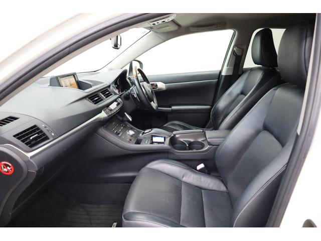 ＣＴ ＣＴ２００ｈ　バージョンＬ　本革シート　禁煙車　純正ＨＤＤナビ　ＢＴ接続　Ｂカメラ　純正１７インチＡＷ　クリアランスソナー　メモリー付きパワーシート　前席シートヒーター　左右独立オートエアコン　クルーズコントロール　ＥＴＣ（41枚目）