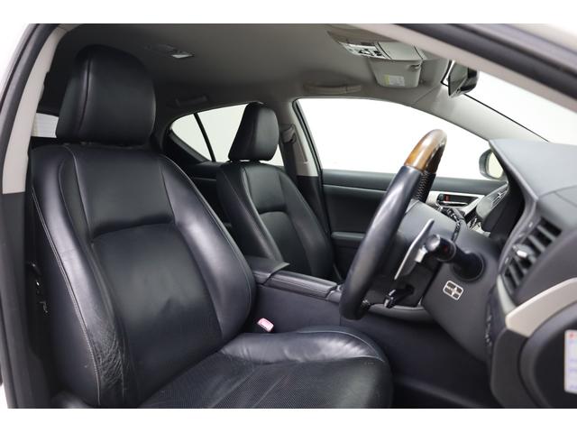 ＣＴ ＣＴ２００ｈ　バージョンＬ　本革シート　禁煙車　純正ＨＤＤナビ　ＢＴ接続　Ｂカメラ　純正１７インチＡＷ　クリアランスソナー　メモリー付きパワーシート　前席シートヒーター　左右独立オートエアコン　クルーズコントロール　ＥＴＣ（42枚目）