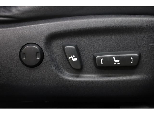 ＣＴ ＣＴ２００ｈ　バージョンＬ　本革シート　禁煙車　純正ＨＤＤナビ　ＢＴ接続　Ｂカメラ　純正１７インチＡＷ　クリアランスソナー　メモリー付きパワーシート　前席シートヒーター　左右独立オートエアコン　クルーズコントロール　ＥＴＣ（66枚目）