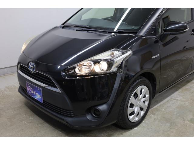 シエンタ ハイブリッドＧ　３列シート　両側電動スライドドア　アルパインＳＤフルセグナビ　アルパイン１０．１型後席モニター　リモコン　スマートエントリー　禁煙車　純正１５インチホイール　ＥＴＣ　オートエアコン　純正フロアマット（13枚目）