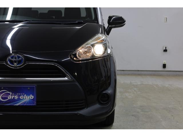 シエンタ ハイブリッドＧ　３列シート　両側電動スライドドア　アルパインＳＤフルセグナビ　アルパイン１０．１型後席モニター　リモコン　スマートエントリー　禁煙車　純正１５インチホイール　ＥＴＣ　オートエアコン　純正フロアマット（29枚目）