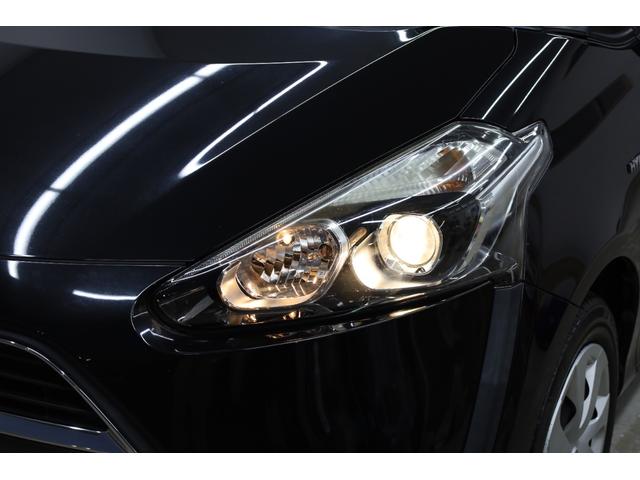 シエンタ ハイブリッドＧ　３列シート　両側電動スライドドア　アルパインＳＤフルセグナビ　アルパイン１０．１型後席モニター　リモコン　スマートエントリー　禁煙車　純正１５インチホイール　ＥＴＣ　オートエアコン　純正フロアマット（31枚目）