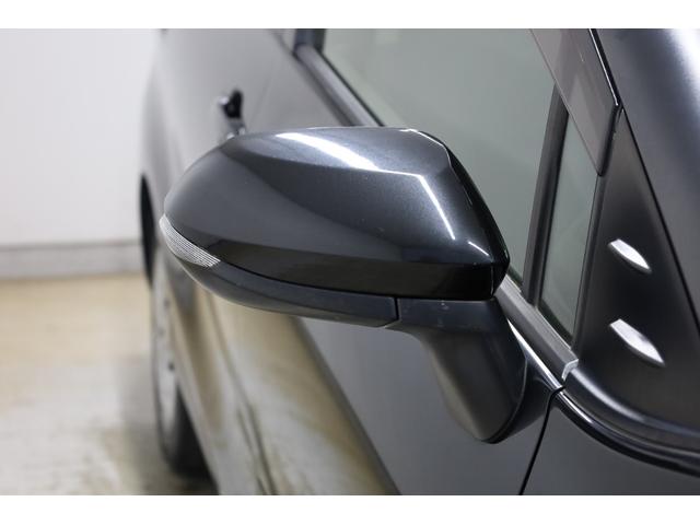 シエンタ ハイブリッドＧ　３列シート　両側電動スライドドア　アルパインＳＤフルセグナビ　アルパイン１０．１型後席モニター　リモコン　スマートエントリー　禁煙車　純正１５インチホイール　ＥＴＣ　オートエアコン　純正フロアマット（32枚目）