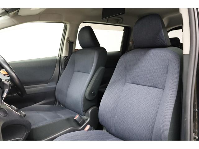 シエンタ ハイブリッドＧ　３列シート　両側電動スライドドア　アルパインＳＤフルセグナビ　アルパイン１０．１型後席モニター　リモコン　スマートエントリー　禁煙車　純正１５インチホイール　ＥＴＣ　オートエアコン　純正フロアマット（41枚目）