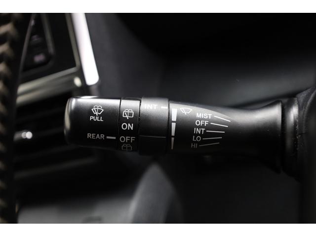 シエンタ ハイブリッドＧ　３列シート　両側電動スライドドア　アルパインＳＤフルセグナビ　アルパイン１０．１型後席モニター　リモコン　スマートエントリー　禁煙車　純正１５インチホイール　ＥＴＣ　オートエアコン　純正フロアマット（60枚目）