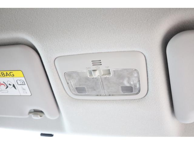 シエンタ ハイブリッドＧ　３列シート　両側電動スライドドア　アルパインＳＤフルセグナビ　アルパイン１０．１型後席モニター　リモコン　スマートエントリー　禁煙車　純正１５インチホイール　ＥＴＣ　オートエアコン　純正フロアマット（66枚目）