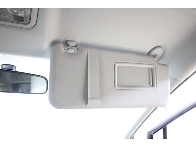 シエンタ ハイブリッドＧ　３列シート　両側電動スライドドア　アルパインＳＤフルセグナビ　アルパイン１０．１型後席モニター　リモコン　スマートエントリー　禁煙車　純正１５インチホイール　ＥＴＣ　オートエアコン　純正フロアマット（69枚目）