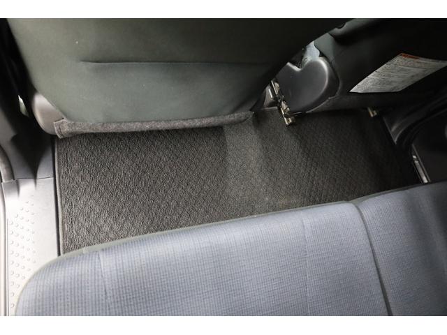 シエンタ ハイブリッドＧ　３列シート　両側電動スライドドア　アルパインＳＤフルセグナビ　アルパイン１０．１型後席モニター　リモコン　スマートエントリー　禁煙車　純正１５インチホイール　ＥＴＣ　オートエアコン　純正フロアマット（72枚目）