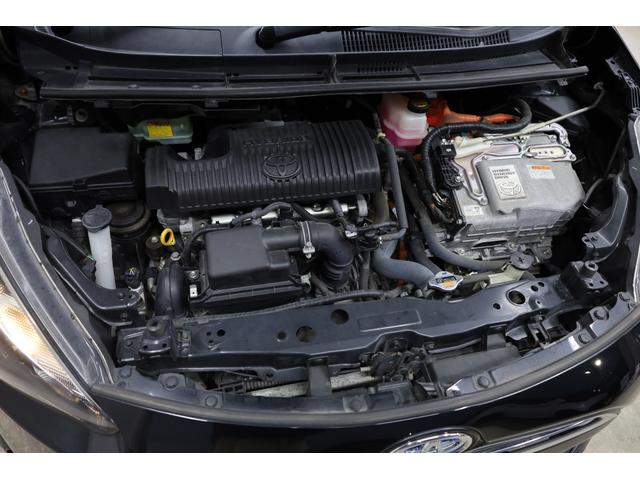 シエンタ ハイブリッドＧ　３列シート　両側電動スライドドア　アルパインＳＤフルセグナビ　アルパイン１０．１型後席モニター　リモコン　スマートエントリー　禁煙車　純正１５インチホイール　ＥＴＣ　オートエアコン　純正フロアマット（79枚目）