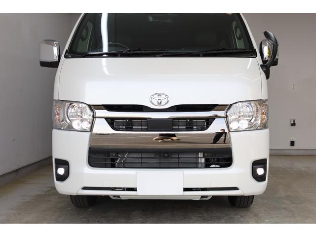 ハイエースバン スーパーＧＬ　ダークプライムＩＩ　ディーゼル車　５人乗り　登録済み未使用車　両側電動スライドドア　セーフティセンス　パーキングサポートブレーキ　デジタルインナーミラー　アクセサリーコンセント　スマートキー＆プッシュスタート　ＡＡＣ（27枚目）