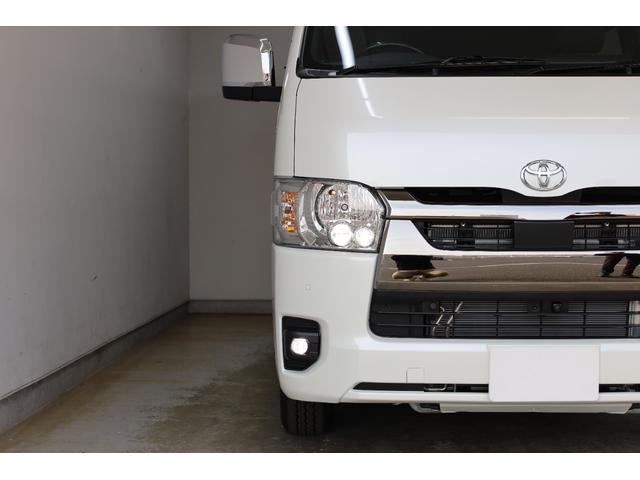 ハイエースバン スーパーＧＬ　ダークプライムＩＩ　ディーゼル車　５人乗り　登録済み未使用車　両側電動スライドドア　セーフティセンス　パーキングサポートブレーキ　デジタルインナーミラー　アクセサリーコンセント　スマートキー＆プッシュスタート　ＡＡＣ（28枚目）