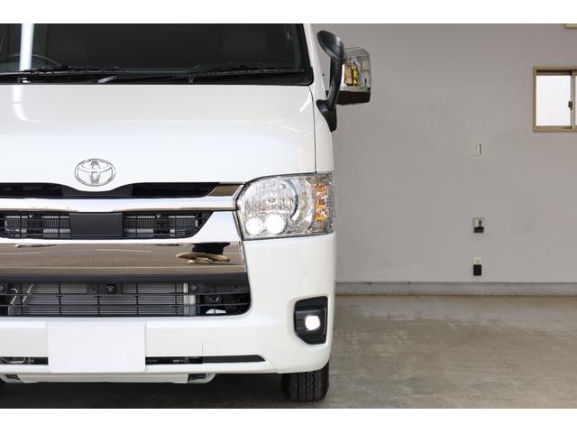 ハイエースバン スーパーＧＬ　ダークプライムＩＩ　ディーゼル車　５人乗り　登録済み未使用車　両側電動スライドドア　セーフティセンス　パーキングサポートブレーキ　デジタルインナーミラー　アクセサリーコンセント　スマートキー＆プッシュスタート　ＡＡＣ（29枚目）