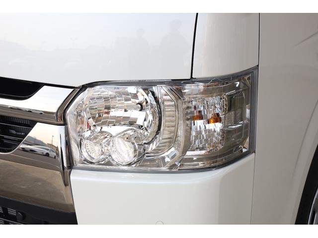 ハイエースバン スーパーＧＬ　ダークプライムＩＩ　ディーゼル車　５人乗り　登録済み未使用車　両側電動スライドドア　セーフティセンス　パーキングサポートブレーキ　デジタルインナーミラー　アクセサリーコンセント　スマートキー＆プッシュスタート　ＡＡＣ（31枚目）