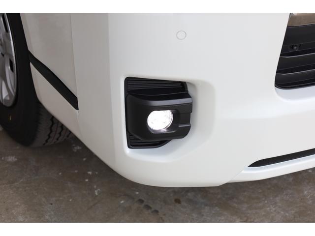 ハイエースバン スーパーＧＬ　ダークプライムＩＩ　ディーゼル車　５人乗り　登録済み未使用車　両側電動スライドドア　セーフティセンス　パーキングサポートブレーキ　デジタルインナーミラー　アクセサリーコンセント　スマートキー＆プッシュスタート　ＡＡＣ（32枚目）