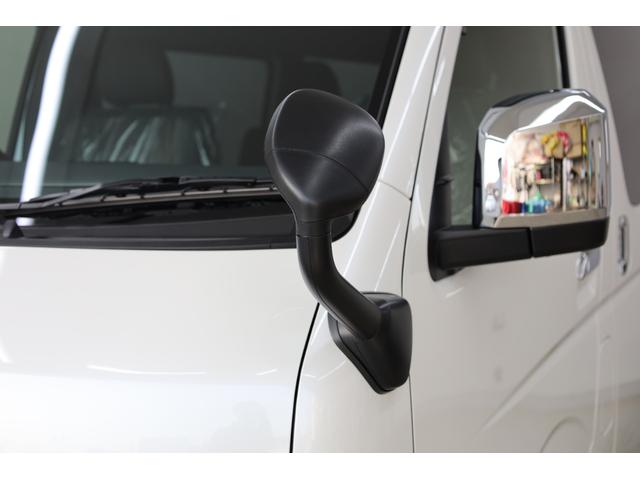 ハイエースバン スーパーＧＬ　ダークプライムＩＩ　ディーゼル車　５人乗り　登録済み未使用車　両側電動スライドドア　セーフティセンス　パーキングサポートブレーキ　デジタルインナーミラー　アクセサリーコンセント　スマートキー＆プッシュスタート　ＡＡＣ（36枚目）