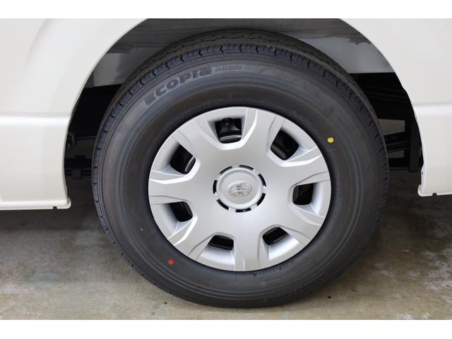 ハイエースバン スーパーＧＬ　ダークプライムＩＩ　ディーゼル車　５人乗り　登録済み未使用車　両側電動スライドドア　セーフティセンス　パーキングサポートブレーキ　デジタルインナーミラー　アクセサリーコンセント　スマートキー＆プッシュスタート　ＡＡＣ（38枚目）