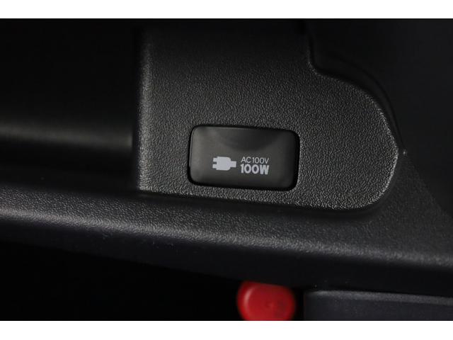 ハイエースバン スーパーＧＬ　ダークプライムＩＩ　ディーゼル車　５人乗り　登録済み未使用車　両側電動スライドドア　セーフティセンス　パーキングサポートブレーキ　デジタルインナーミラー　アクセサリーコンセント　スマートキー＆プッシュスタート　ＡＡＣ（48枚目）