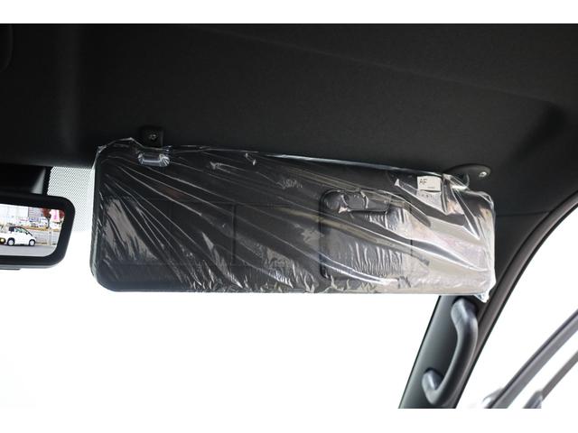 ハイエースバン スーパーＧＬ　ダークプライムＩＩ　ディーゼル車　５人乗り　登録済み未使用車　両側電動スライドドア　セーフティセンス　パーキングサポートブレーキ　デジタルインナーミラー　アクセサリーコンセント　スマートキー＆プッシュスタート　ＡＡＣ（68枚目）