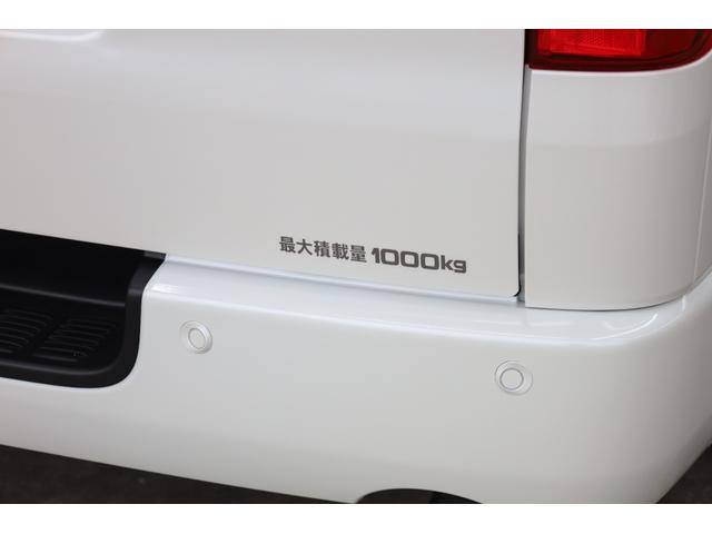 ハイエースバン スーパーＧＬ　ダークプライムＩＩ　ディーゼル車　５人乗り　登録済み未使用車　両側電動スライドドア　セーフティセンス　パーキングサポートブレーキ　デジタルインナーミラー　アクセサリーコンセント　スマートキー＆プッシュスタート　ＡＡＣ（75枚目）