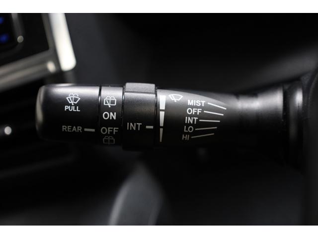 シエンタ ハイブリッドＧ　３列シート　両側電動スライドドア　トヨタセーフティセンス　ＴＲＤフルエアロ　純正１６インチＡＷ　シートヒーター　スマートエントリー　ＬＥＤヘッドライト　ストラーダナビ　ＢＴ接続　Ｂカメラ　禁煙　ＥＴＣ（60枚目）