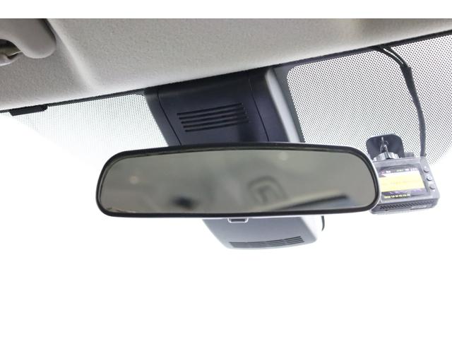 シエンタ ハイブリッドＧ　３列シート　両側電動スライドドア　トヨタセーフティセンス　ＴＲＤフルエアロ　純正１６インチＡＷ　シートヒーター　スマートエントリー　ＬＥＤヘッドライト　ストラーダナビ　ＢＴ接続　Ｂカメラ　禁煙　ＥＴＣ（67枚目）