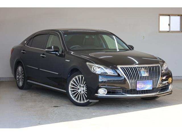 クラウンマジェスタ Fバージョン 本革シート アドバンストパッケージ 純正18インチAW 純正8型HDDナビ Bカメラ 禁煙車 メモリー付パワーシート シートエアコン 電動リアサンシェード 後席サンシェード イージークローザー ETC(2枚目)